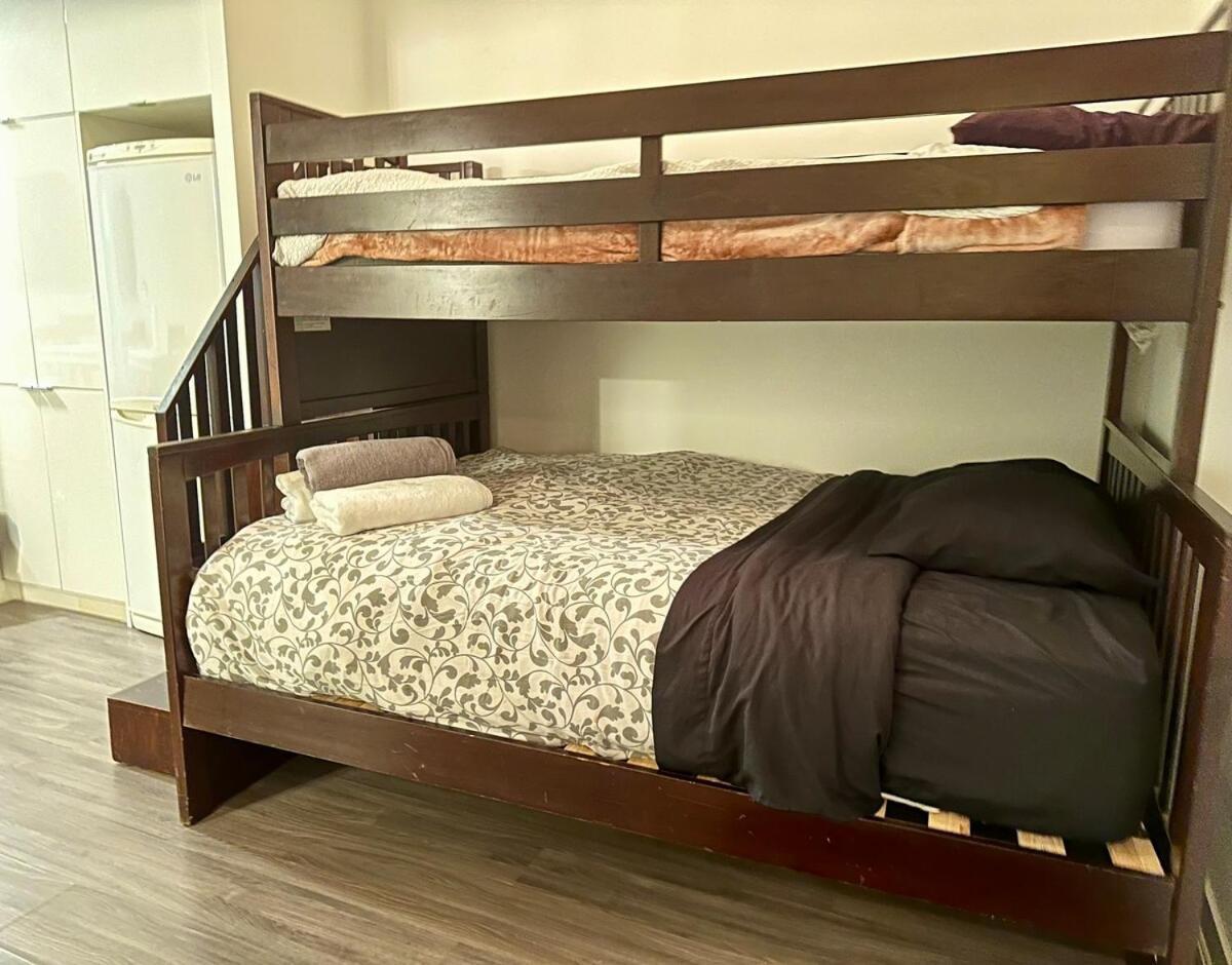 Ferienwohnung Kingbed & Bunkbed & Terrace Toronto Exterior foto